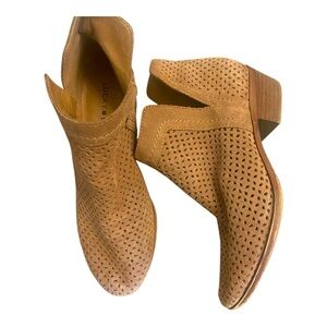 Lucky Brand Basel Leather Laser Cut Perforated Ankle Booties sz 6.5 Brown